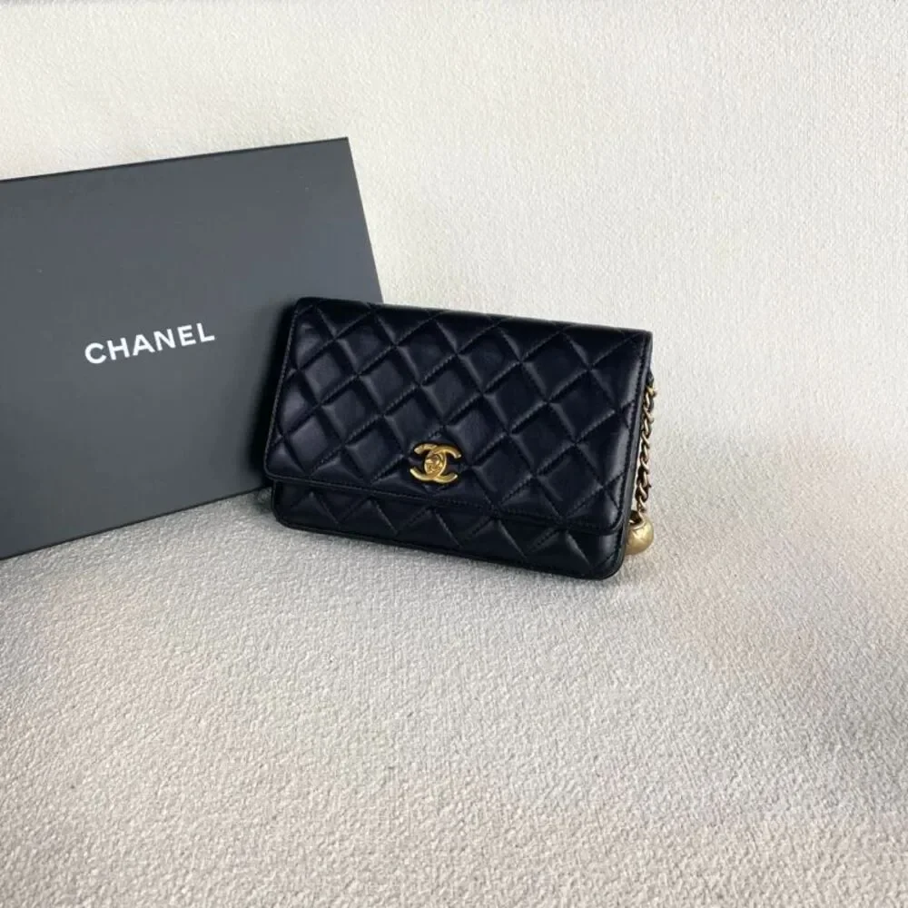Chanel Women Pre-Loved Bag Very Good Condition